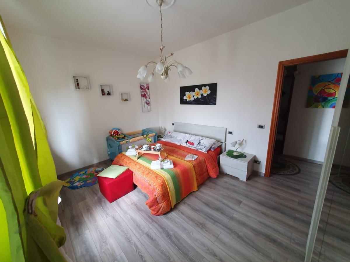 Ai Piedi Del Centro Storico Apartment Castiglione del Lago Bagian luar foto